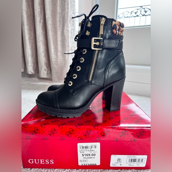 Guess elegant boots - Picture 2 of 7
